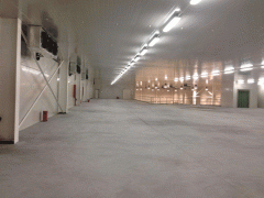 批發市場打算建造一個10萬噸冷凍庫，需要多少資金