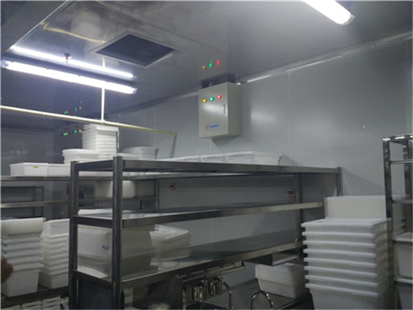 餐飲行業(yè)雙溫冷庫(kù)(拼裝式) 餐飲行業(yè)雙溫冷庫(kù)(拼裝式)